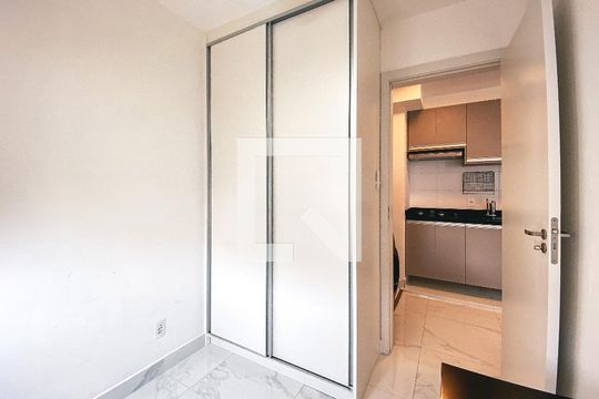 Quarto 1 de apartamento para alugar com 2 quartos, 34m² em Butantã, São Paulo