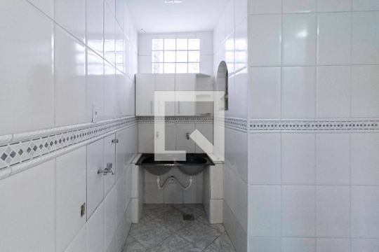 Área de serviço de casa à venda com 5 quartos, 485m² em Santa Terezinha, Belo Horizonte