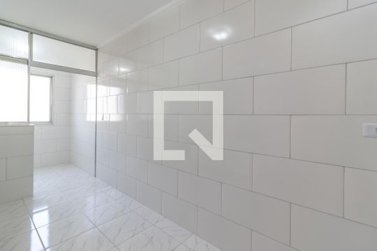 Cozinha de apartamento à venda com 2 quartos, 62m² em Vila Nova Cachoeirinha, São Paulo