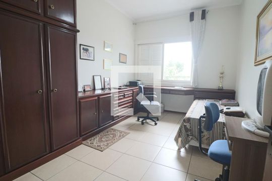 Escritório de casa à venda com 3 quartos, 360m² em São Jorge, Novo Hamburgo