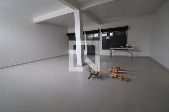 Área externa  de casa à venda com 3 quartos, 360m² em São Jorge, Novo Hamburgo