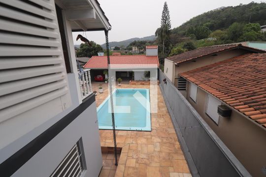 Vista Quarto 2 de casa à venda com 3 quartos, 360m² em São Jorge, Novo Hamburgo