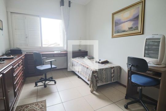 Escritório de casa à venda com 3 quartos, 360m² em São Jorge, Novo Hamburgo