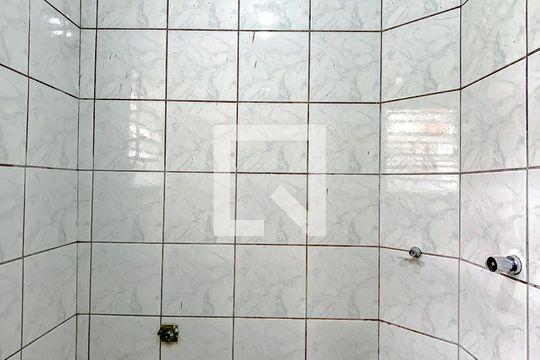 Banheiro de casa para alugar com 1 quarto, 34m² em Vila Oratório, São Paulo