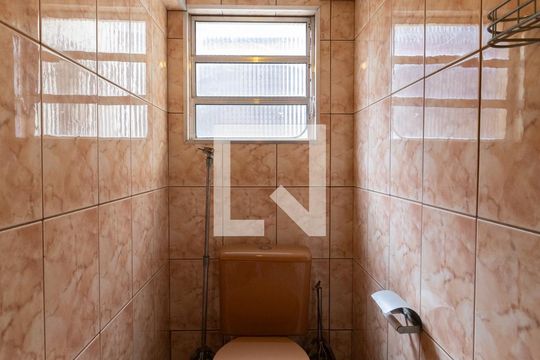 Lavabo Externo de casa para alugar com 3 quartos, 180m² em Vila Marieta, São Paulo