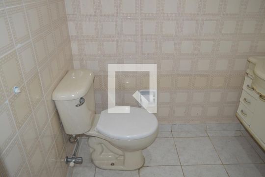 Banheiro de apartamento para alugar com 1 quarto, 45m² em Vila Mariana, São Paulo