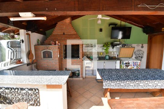 Churrasqueira de casa para alugar com 3 quartos, 360m² em Vila Sônia (sousas), Campinas