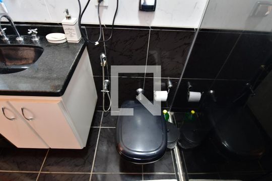 Banheiro 1 de casa para alugar com 3 quartos, 360m² em Vila Sônia (sousas), Campinas