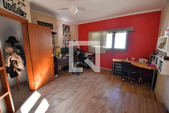 Escritório de casa para alugar com 3 quartos, 360m² em Vila Sônia (sousas), Campinas
