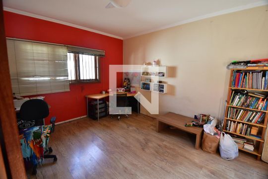 Escritório de casa para alugar com 3 quartos, 360m² em Vila Sônia (sousas), Campinas