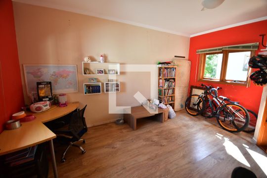 Escritório de casa para alugar com 3 quartos, 360m² em Vila Sônia (sousas), Campinas