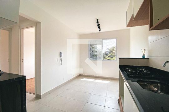 Apartamento à venda com 2 quartos, 32m² em Jardim Celeste, São Paulo