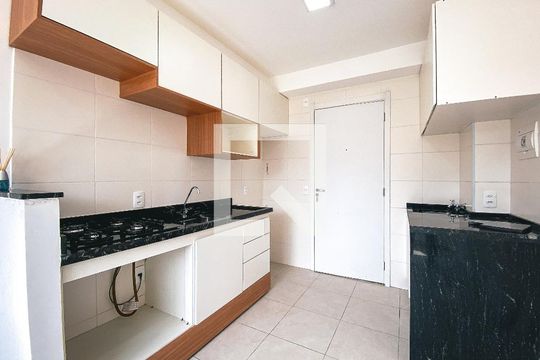 Cozinha de apartamento à venda com 2 quartos, 32m² em Jardim Celeste, São Paulo