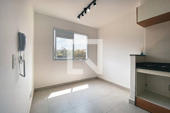 Sala de apartamento à venda com 2 quartos, 32m² em Jardim Celeste, São Paulo