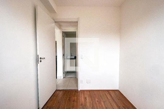 Quarto 1 de apartamento à venda com 2 quartos, 32m² em Jardim Celeste, São Paulo