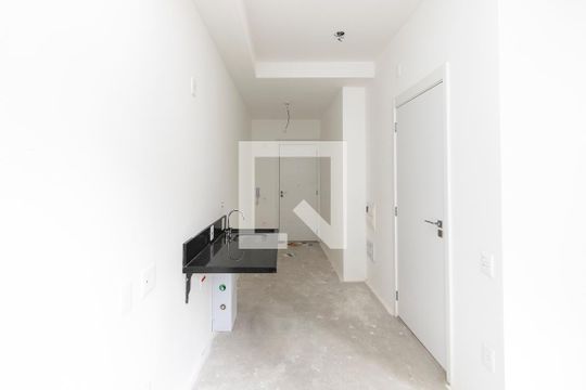 Cozinha de kitnet/studio à venda com 1 quarto, 26m² em Campo Belo, São Paulo