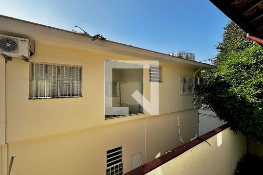Vista Quarto 2 de casa à venda com 3 quartos, 231m² em Chácara Santo Antônio (zona Sul), São Paulo