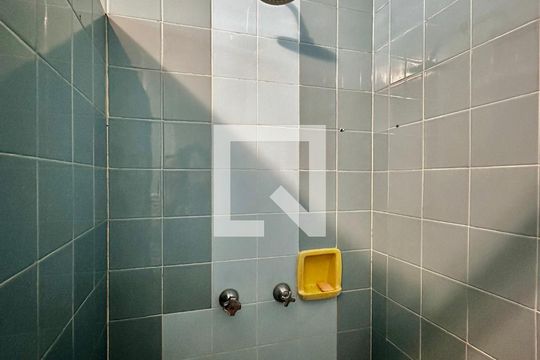 Banheiro Social de casa à venda com 3 quartos, 231m² em Chácara Santo Antônio (zona Sul), São Paulo
