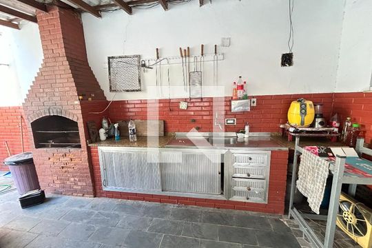 Churrasqueira de casa para alugar com 4 quartos, 150m² em Méier, Rio de Janeiro