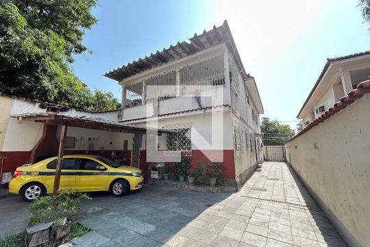 Quintal de casa à venda com 4 quartos, 150m² em Méier, Rio de Janeiro