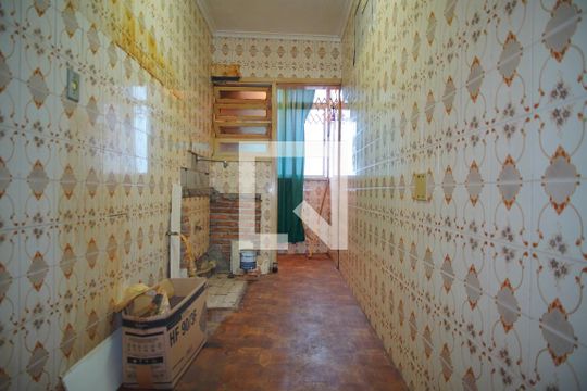 Cozinha de apartamento à venda com 2 quartos, 70m² em Vila Jardim, Porto Alegre