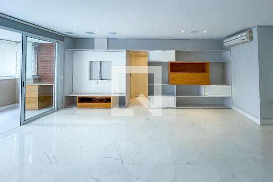 Apartamento à venda com 2 quartos, 112m² em Jardim Paulista, São Paulo