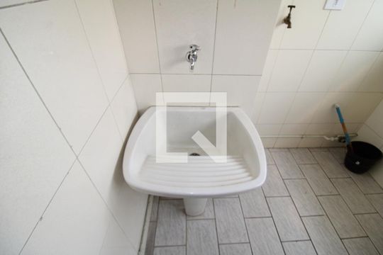 Área de Serviço de apartamento para alugar com 2 quartos, 64m² em Lauzane Paulista, São Paulo