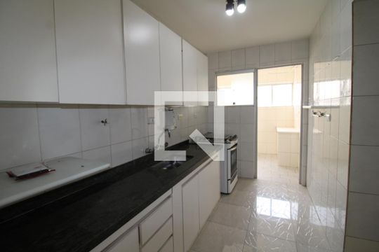 Cozinha de apartamento para alugar com 2 quartos, 64m² em Lauzane Paulista, São Paulo