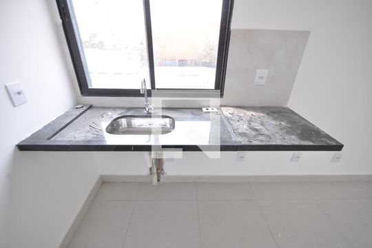 Cozinha  de kitnet/studio para alugar com 1 quarto, 31m² em Vila Guilherme, São Paulo