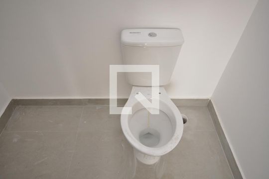 Banheiro  de kitnet/studio para alugar com 1 quarto, 31m² em Vila Guilherme, São Paulo
