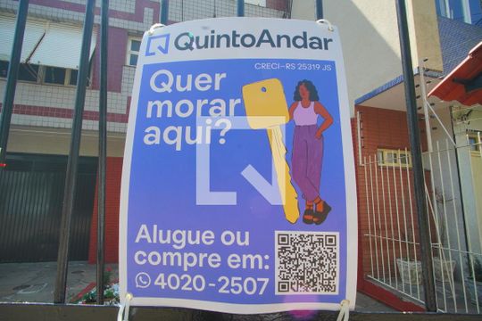 Placa de apartamento à venda com 1 quarto, 37m² em Floresta, Porto Alegre
