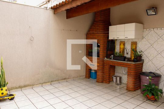 Área comum de casa à venda com 4 quartos, 198m² em Cipava, Osasco