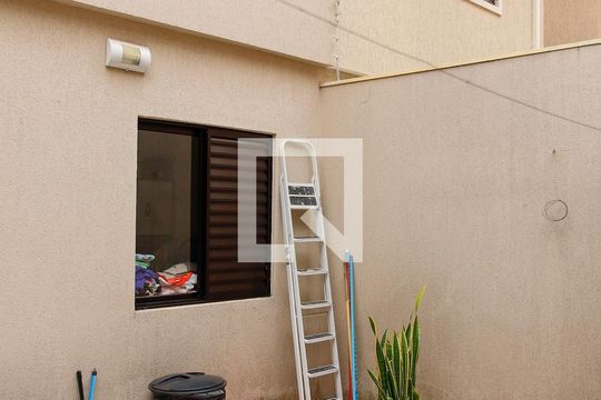 Área comum de casa à venda com 4 quartos, 198m² em Cipava, Osasco