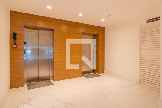Área comum de apartamento à venda com 3 quartos, 97m² em Santa Tereza, Porto Alegre