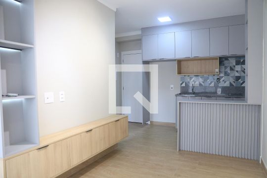 Sala de apartamento para alugar com 1 quarto, 30m² em São Judas, São Paulo