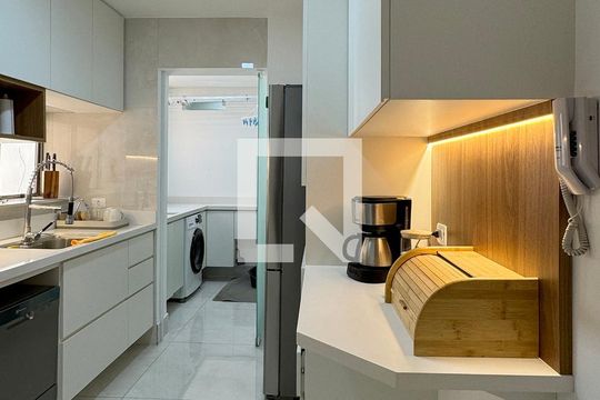 Cozinha de apartamento à venda com 2 quartos, 95m² em Alphaville Centro Industrial E Empresarial/alphaville., Barueri