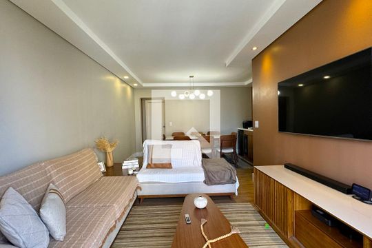 Sala de apartamento à venda com 2 quartos, 95m² em Alphaville Centro Industrial E Empresarial/alphaville., Barueri