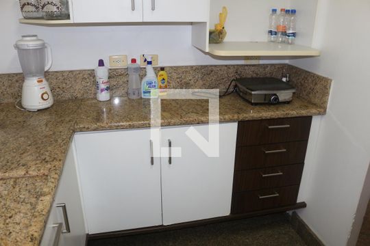 Cozinha de apartamento para alugar com 3 quartos, 200m² em Santo Antônio, São Caetano do Sul