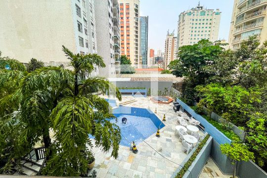 Vista de apartamento à venda com 2 quartos, 65m² em Pinheiros, São Paulo