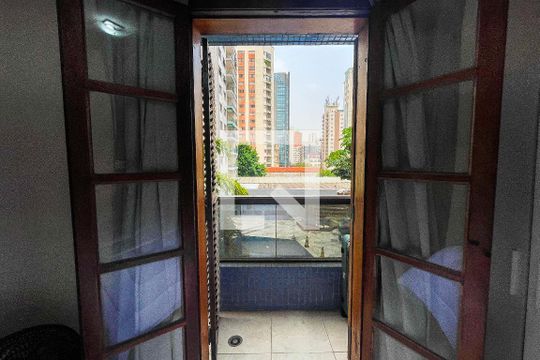 Varanda de apartamento à venda com 2 quartos, 65m² em Pinheiros, São Paulo