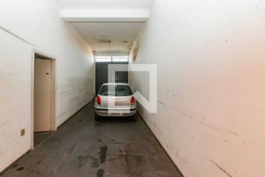 Garagem de casa à venda com 3 quartos, 360m² em Inconfidência , Belo Horizonte