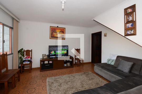 Casa para alugar com 5 quartos, 222m² em Jardim Maria Cecilia, São Bernardo do Campo