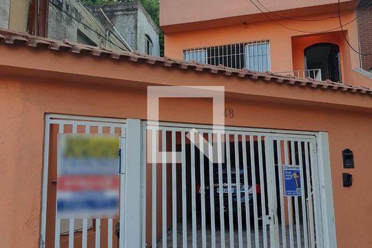 Fachada  de casa para alugar com 5 quartos, 222m² em Jardim Maria Cecilia, São Bernardo do Campo
