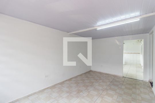 Sala de casa de condomínio para alugar com 3 quartos, 250m² em Vila Curuçá, São Paulo