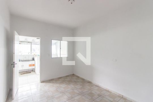 Quarto 2 de casa de condomínio para alugar com 3 quartos, 250m² em Vila Curuçá, São Paulo