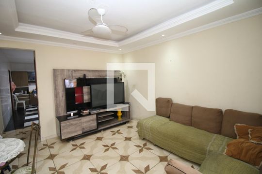 Casa à venda com 3 quartos, 140m² em Parada de Lucas, Rio de Janeiro
