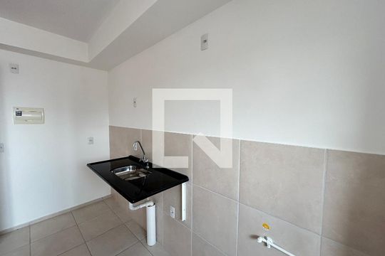 Cozinha  de apartamento para alugar com 2 quartos, 42m² em Engenho de Dentro, Rio de Janeiro