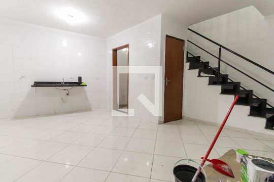 Sala de casa de condomínio à venda com 2 quartos, 71m² em Vila Santana, São Paulo