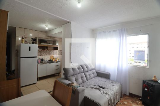 Apartamento à venda com 2 quartos, 44m² em Guajuviras, Canoas