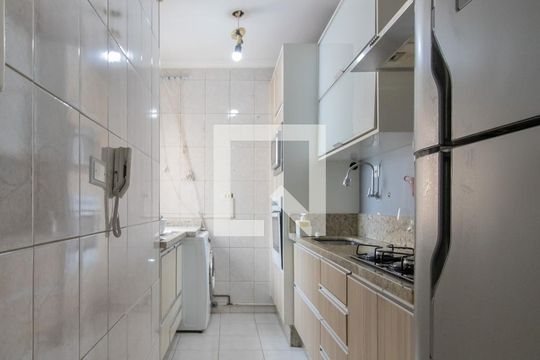 Cozinha de apartamento à venda com 3 quartos, 66m² em Picanço, Guarulhos